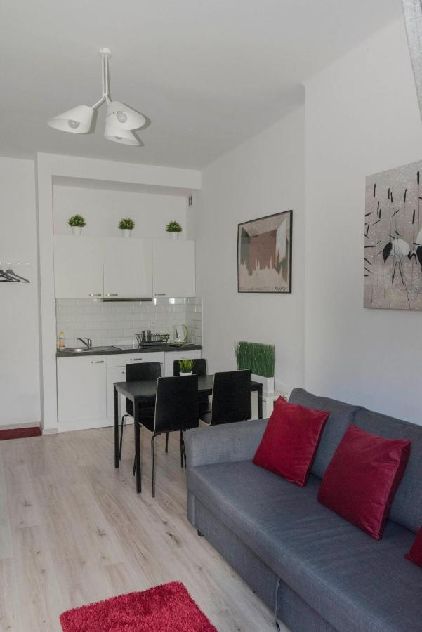 Old Cracow Apartment Mazowiecka 11 Krakow Bagian luar foto