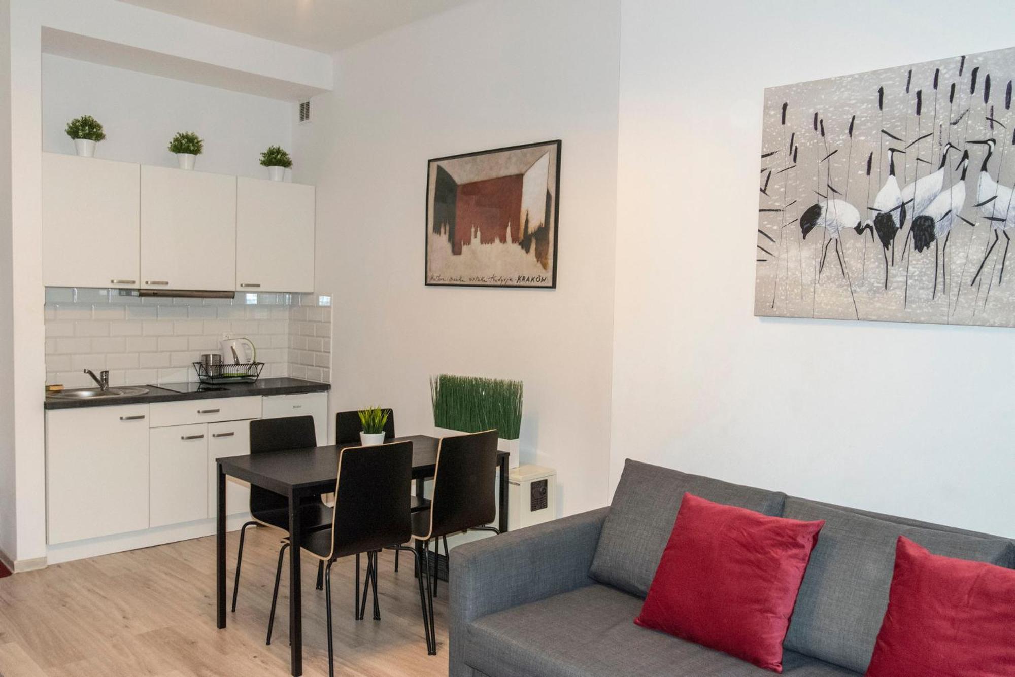 Old Cracow Apartment Mazowiecka 11 Krakow Bagian luar foto